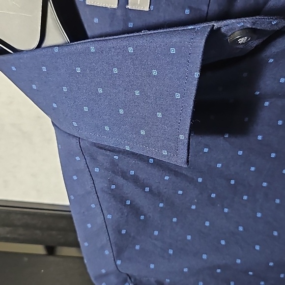 Michael Kors Button Shirt Size Medium - Picture 3 of 6